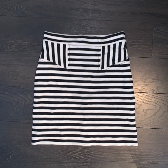 French connection mini skirt - Picture 5 of 8